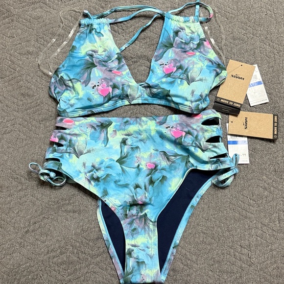 Nike Blue and Pink Swimwear - Picture 1 of 9